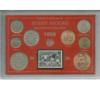 Bobby Moore (West Ham Utd United & England) Football Legend Vintage Retro Coin & Stamp Present Display Gift Set 1966
