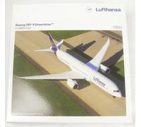 Boeing 787-9 Dreamliner Lufthansa (Reg. D-ABPC Kiel) 1:500 Herpa