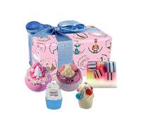 Bomb Cosmetics 12 Days of Christmas 5 Piece Handmade Wrapped Bath & Body Set with Essential Oils, Includes Bath Bombs, Soap & Bath Mallows