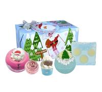 Bomb Cosmetics Santa's Coming Festive Christmas Handmade Wrapped Bath & Body Set with Essential Oils, Includes Bath Bombs, Soap & Bath Creamer