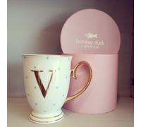 Bombay Duck Alphabet Spotty Metallic Mug Letter V Gold with Aqua Spots, Porcelain, White, 13x13x12 cm