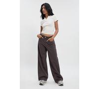 Boohoo Mid Waist Loose Fit Wide Leg Jean In Chocolate chocolate 12