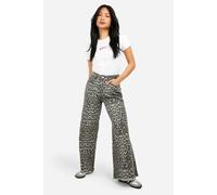 Boohoo Petite Leopard Straight Leg Jean leopard 16