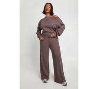 boohoo Women's Plus Ribbed Wide Leg Trouser in Brown | Size: 22