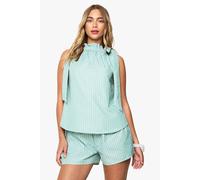 Boohoo Stripe Flippy Shorts In Mint mint 8