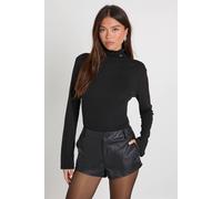 boohoo Women's Faux Leather Mini Short in Black | Size: 16