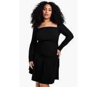boohoo Women's Plus Bengaline Square Neck Ruched Skater Dress in Black | Size: 26
