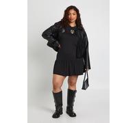 boohoo Women's Plus Racer Neck Frill Hem T-Shirt Dress in Black | Size: 20