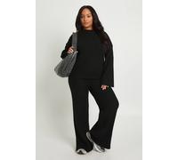 boohoo Women's Plus Soft Knit Thick Rib Crew Neck Oversized Jumper & Knitted Trouser Set in Black | Size: 18