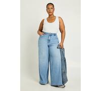 boohoo Women's The Plus Mid Waist Wide Leg Jean in Mid Blue | Size: 16/30L