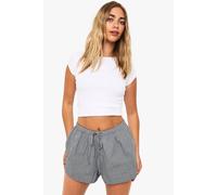 boohoo Women's Woven Flippy Gingham Short in Black | Size: 6