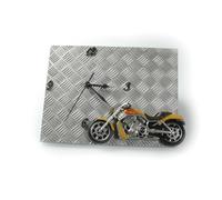 Booster Wall Clock Metal (30,5 x 5 x 23,5 cm) Metal Wall Clock (30,5 x 5 x 23,5 cm)