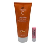 Boots Vitamin C Cleansing Body Scrub Exfoliates And Cleanses 200Ml with Free Berry Lip Balm
