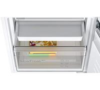 Bosch Freezer Box Accessory for Freezers GSZB6B00 | Robust freezer basket for optimal organisation, transparent front for a perfect overview, precisely fitting storage box