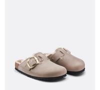 Boston Big Buckle Shearling Clogs in Leather with Faux Fur Lining beige