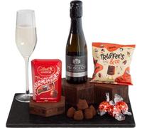 Bottega Gold Prosecco and Chocolate Lindt and Truffle Treat Gift Set | Pop the Pink Prosecco and enjoy Lindt Chocolates and delicious Truffles for a little treat that's made for celebrating