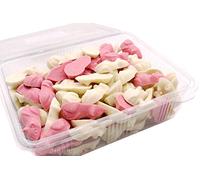 Bow Wow Treats Monster Mice Milk and Strawberry Chocolate, 1 kg