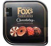 Boxed Treatz Fox's Chocolatey Biscuit Selection Box with Milk, White and Dark Chocolate Coated Varieties, Christmas Card and Neapolitan Chocolate, 730g