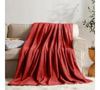 BQC Red Fleece Throw Blanket For Sofa Super King Size 240 x 270 cm - Luxury Super Soft Microfiber Sofa Throws For Bed and Couch - Lightweight Shrinkage and Fade Resistant Home Decor Blanket