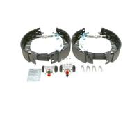 BOSCH 0 204 114 688 Brake Set, drum brakes