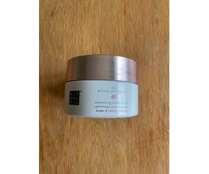 Brand New & Sealed RITUALS The Ritual Of Sakura Renewing Body Scrub 250g