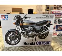 Brand new. Unused. Tamiya - 1:12 Honda CB750F ltd (14006)
