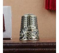 Brass Embroidery Thimble A Reliable Finger Guard for Quilters and Crafters (Bronze)