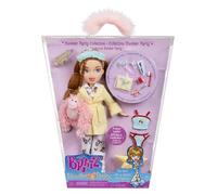 Bratz Slumber Party - Meygan Fashion Doll - With 2 Sets of Pyjamas, Plush, and Accessories - Suitable for Kids and Collectors