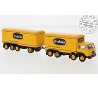 Brekina 58435 Fiat 690 Millepiedi Isothermal "Fredella La Pasta Di Foggia" - 1:8
