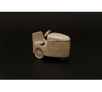 Brengun BRL32048 - 1:32 UK Flight Deck Tractor Clarkat Type B - New