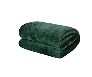 Brentfords Flannel Fleece Blanket for Bed, Super Soft Cosy Warm Throw Blanket Green Throws for Sofa Bed Lightweight Fluffy Single Throw Over Settee, 120 x 150cm