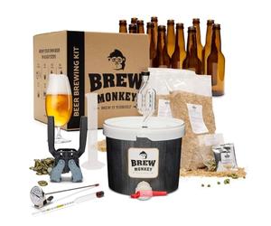 Brew Monkey Beer Brewing Kit - Deluxe Blond, Complete Home Brewing Set with Fermentation Bucket, Bottles, Malt, Hops and Accessories for 5L Craft Beer
