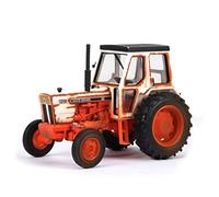 Britains 1:32 Weathered David Brown, at Work Collection, Collectable Tractor Toy, Compatible with 1:32 Scale Farm Animals and Toys suitable for Collectors & Children 3Y+, Red