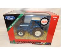 BRITAINS FORD TW20 TRACTOR 43322 BNIB 1:32