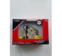 Britains Hedge Cutter | Model Farm Implement Tractors Featuring Movable Mower Head and Arm | Farm Toys for 3 Year Old Boys and Girls