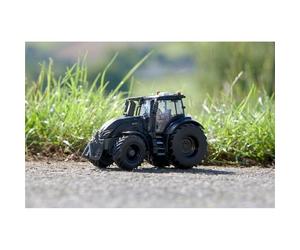 Britains Valtra Q305 Versu Tractor Playset 1:32 Scale