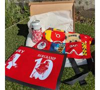 BritishmadeGifts The Gooners - Retro Bar Box - The Perfect Time Capsule Gift Box for Football Lovers