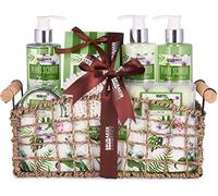 BRUBAKER Bath and Shower Set Aloe Vera 13-Piece Gift Set in Decorative Basket