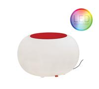 Bubble Outdoor Beistelltisch & Sitzgelegenheit von Moree Bei Bubbel handelt es sich um ein illuminiertes Kleinmöbel . Durch das Filzsitzkissen und die Glastischplatte , welche rutschfest aufgelegt werden, kann Bubble wahlweiße als Sitzgelegenheit oder stylischer Beistelltisch verwendet werden. Bei den LED-Varianten stehen außerdem Intervall-Farbwechselprogramm oder die dauerhafte Beleuchtung in einer Farbe zur Wahl. Sie leuchten in allen Lichtfarben inklusive weiß und verfügen über eine Fernbedienung . Material und Form Bubble ist mit normalem Leuchtmittel oder energiesparenden Multicolor LED erhältlich. Bubble besteht aus weißem, seidenmatten und UV resistenten Polyethylen . Es hat einen Durchmesser von 68 cm und ist 41 cm hoch . Die Tischplatte hat einen Durchmesser von 40 cm . Das alternative Sitzkissen aus Filz hat ebenfalls einen Durchmesser von 40 cm und kann in den Farben Orange, Rot, Violet, Mai Grün und Anthrazit bestellt werden. Geliefert wird Bubble entweder mit einer Tischlatte oder einem Sitzkissen . Beides kann einzeln nachgekauft werden. Technische Details Kabel ca. 5 m schwarz, IP 44 für den Außenbereich. Leuchtmittel: BUBBLE Outdoor: 1 x max. 40 W E27, Energieeffizienzklasse F BUBBLE Outdoor LED: 9W RGBW LED-Lampe mit Fernbedienung, Energieeffizienzklasse F BUBBLE Outdoor Accu LED: Mehrfarbige/weiße LEDs, Max. 7,2 W mit IR-Fernbedienung Energieeffizienzklasse F