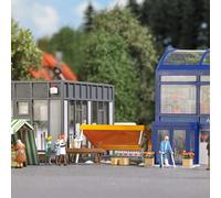Building up a market stall - Figures + Accessories OO/HO Gauge Busch 1821
