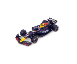 Burago 1:43 Oracle Redbull Racing RB20 Car With Max Verstappen Helmet #18-38098V