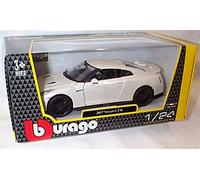 Burago NI'SS'AN GT-R 2017 White car 1:24 scale diecast model