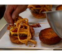 Burger Wars: Hollywood