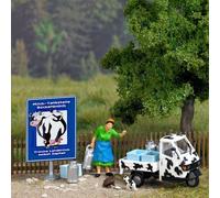 Busch 7720 Ready Made & Painted Diorama Model Milk Seller - H0/00 Gauge T48 Post