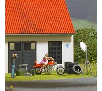 Busch 79811 Bike Model With Accessories Action Set HO NEW