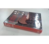 By W. E. (William Edward) Tate The parish chest : a study of the records of parochial administration in England (Reprint) [Hardcover]