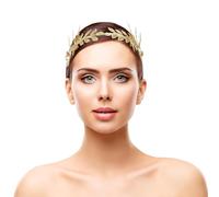 CALLARON Golden Leaf Bridal Headband Stylish Baroque Olive Leaf Vintage Hair Accessories for Wedding Bride Elegant Headdress with Classic Design
