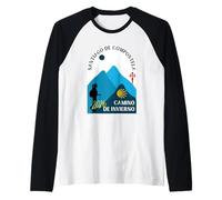 Camino de Invierno Woman Walking Santiago de Compostela 2026 Raglan Baseball Tee