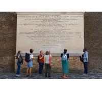Canary Wharf Walking Tour: Untold Stories of London s Docklands