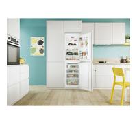 Candy CB50S518EK fridge-freezer Built-in 233 L E White